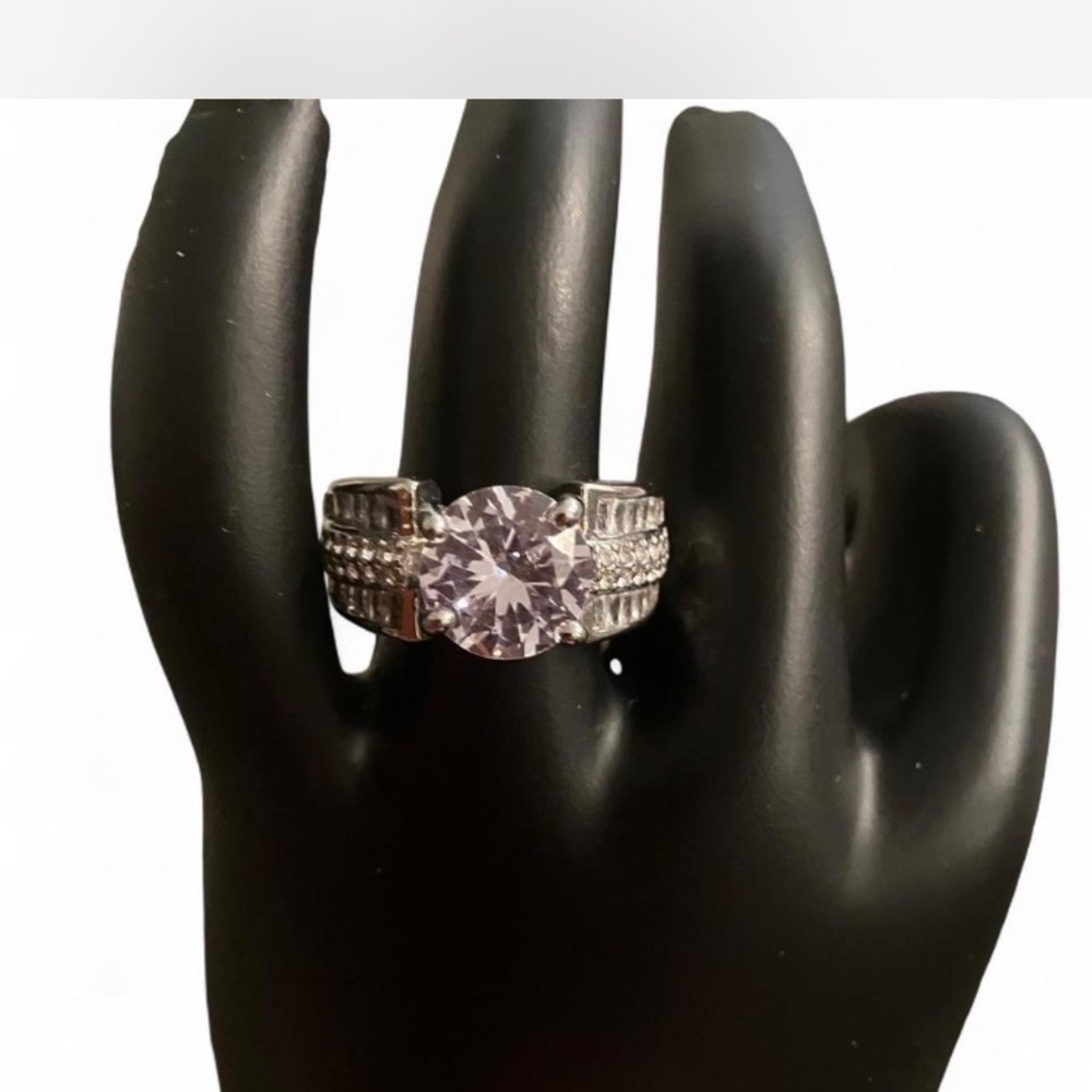 Iced out,Stunning Silver Ring 💍 Cubic Zirconia Center Stone. No One Will Know! 😉